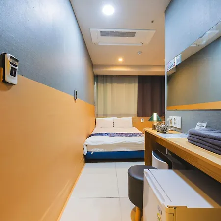 Myeongdong New Stay Inn Seoul Exterior photo