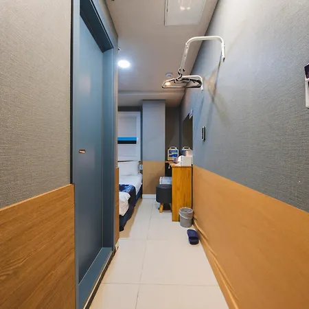 Myeongdong New Stay Inn Seoul Room photo
